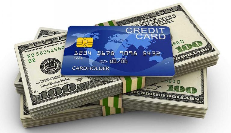 Rút tiền thẻ tín dụng Quận 1 uy tín, bảo mật cao, nhanh chóng tại HTTL Credit, phục vụ 24/7, phí thấp nhất thị trường.