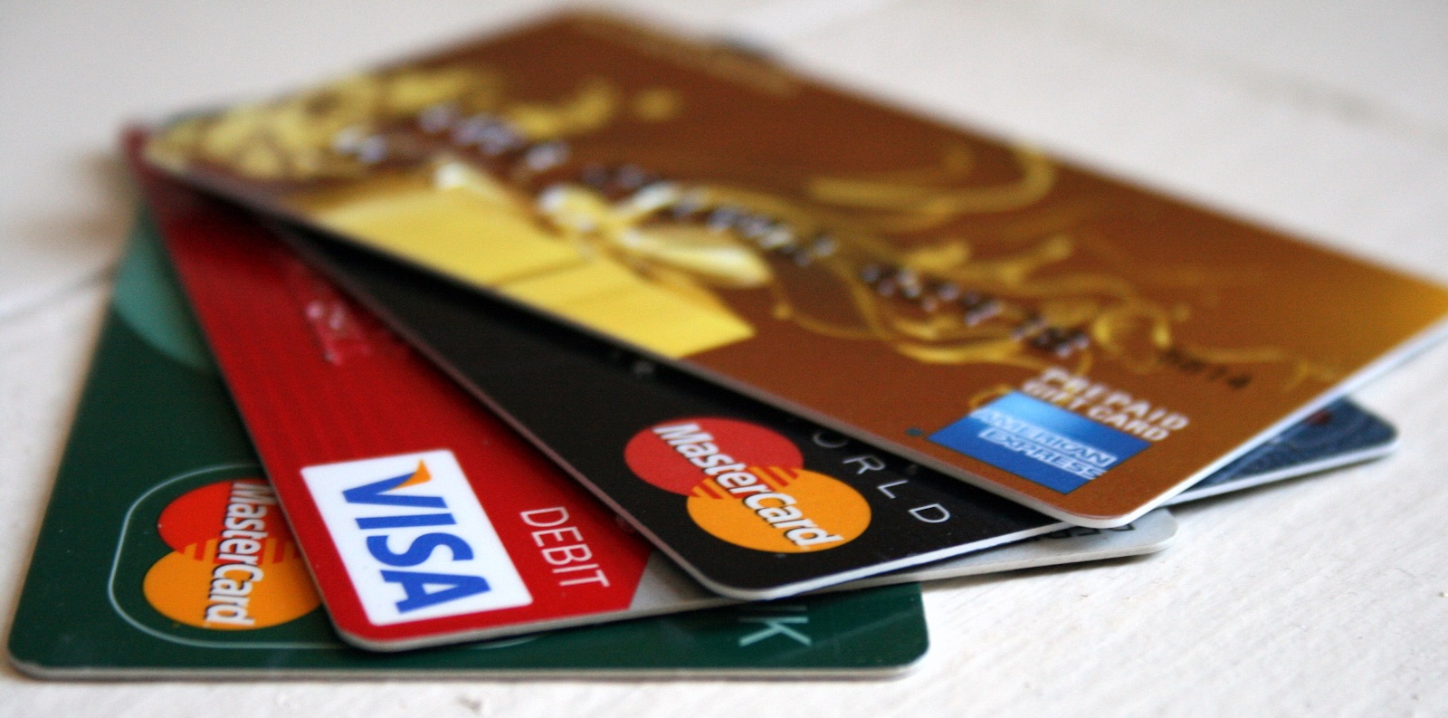Hầu hết các ngân hàng đều có liên kết với hình thức rút tiền thẻ tín dụng của HTTL CREDIT.